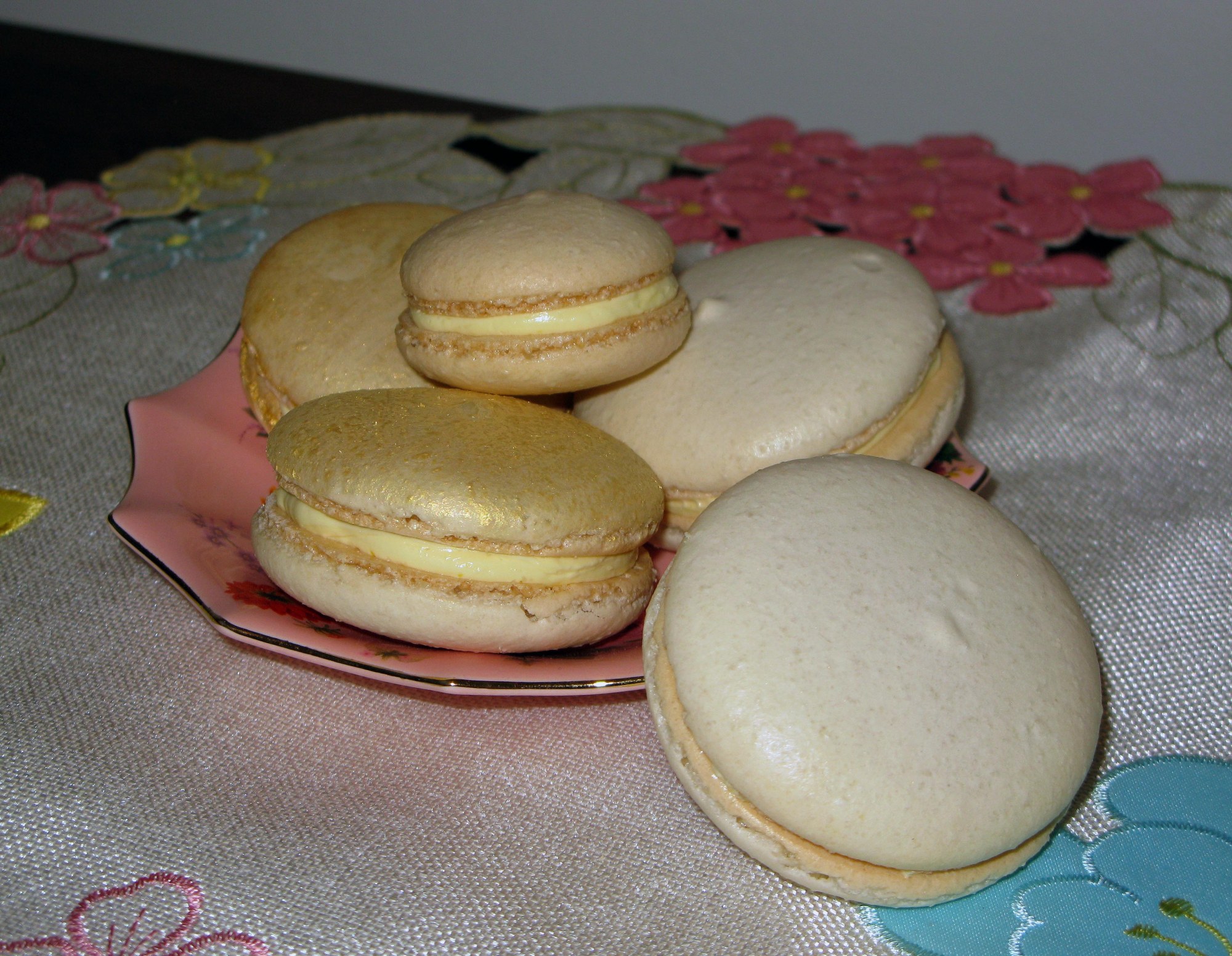 Baking Fail: Macarons | I Wanna Bake!